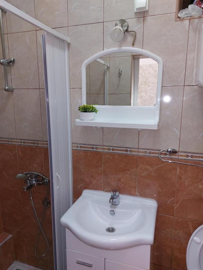 Apartments Mira Tivat Exterior foto